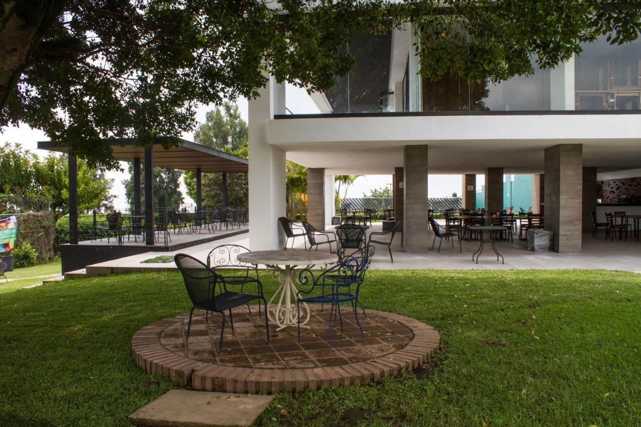 Villa Internacional Hotel & Club Куернавака Екстериор снимка